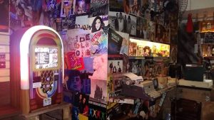 80 e Tals Pub