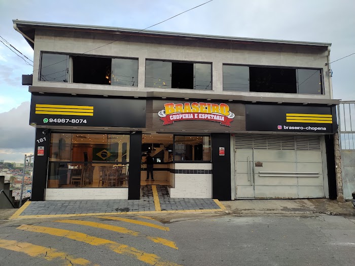 Braseiro choperia e espetaria