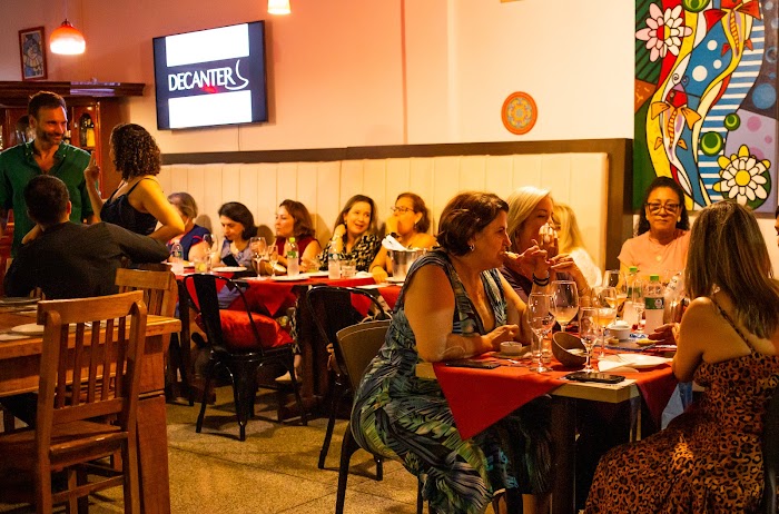Espaço Chef Thais Okamoto (Restaurante Sabores das Águas / Cursos de Culinária / Sopa Amiga)