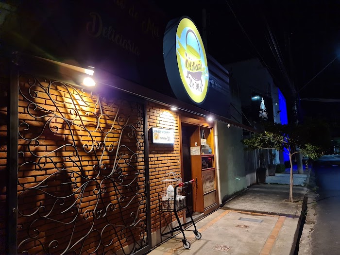 O Caldeirão de Mel Deliciaria