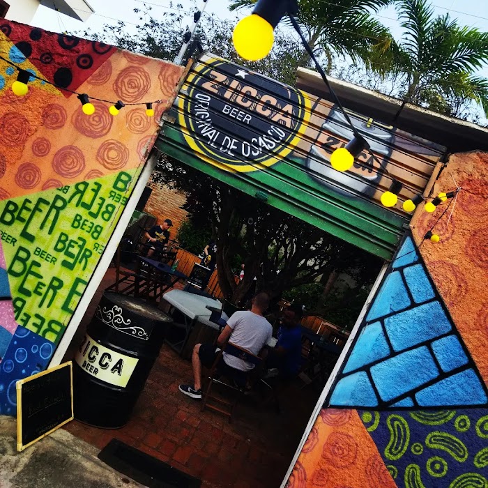 Bar 4 Kings Beer Garden