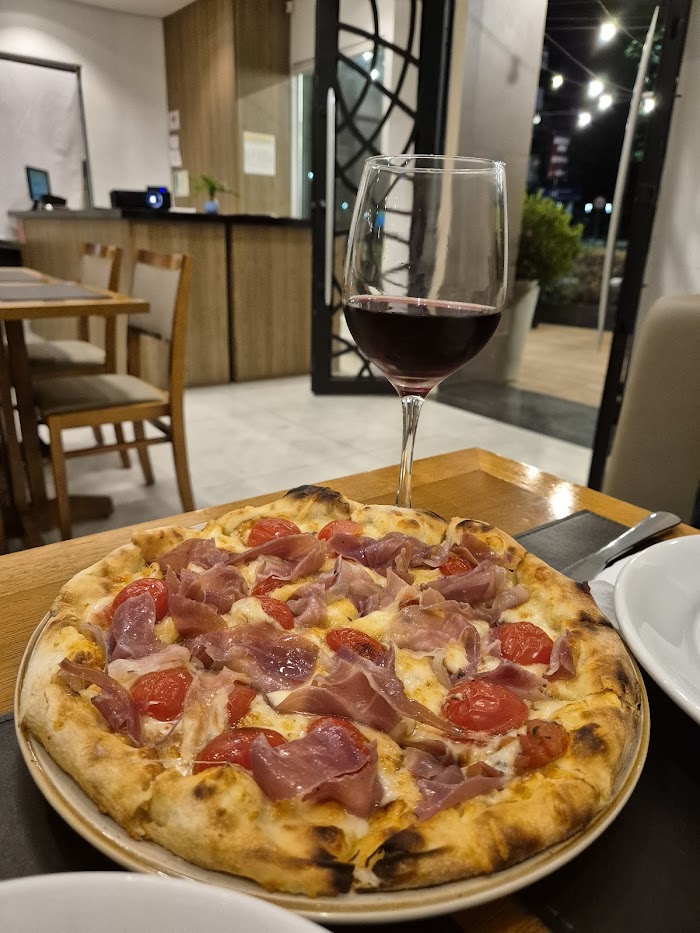 Caniato Pizza & Bar