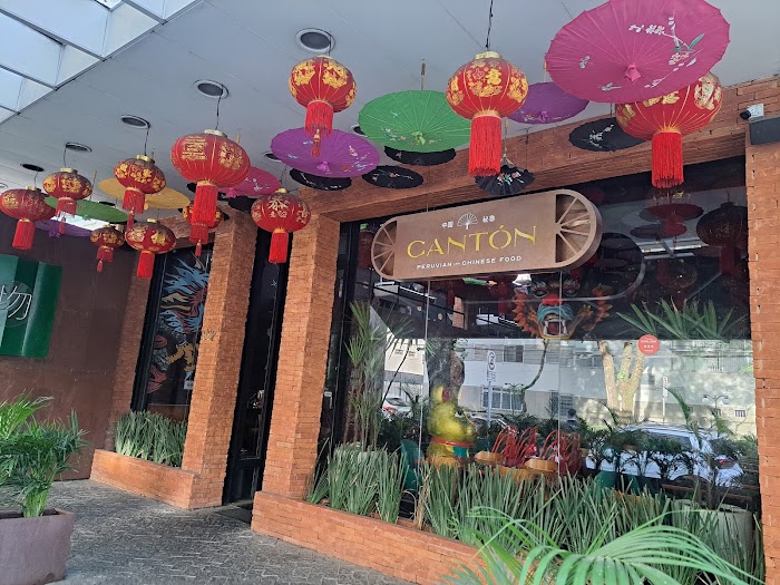 Cantón Moema – Comida Peruana & Chinesa
