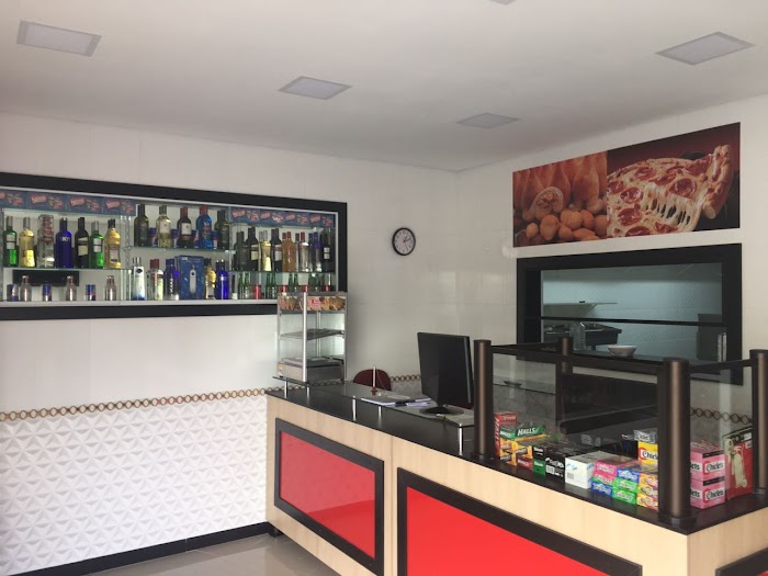 Center Pizzas