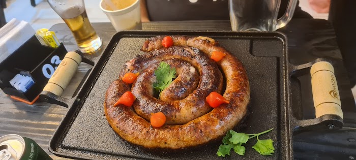 Espetaria e Choperia Cobras Molhadas