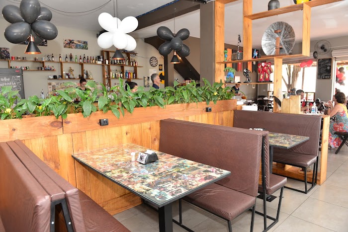 Estação Geek Restaurante, Petiscaria e Marmitaria Empresarial