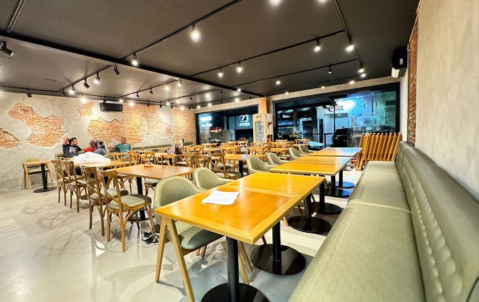 Fogo Esfera Burguer e Restaurante em Embu das Artes
