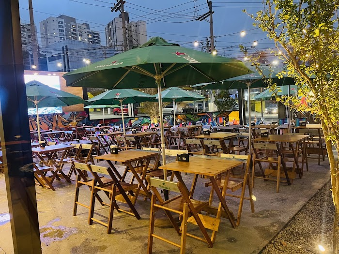 Johnny C Campesina Bar ao ar livre