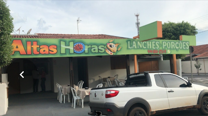 Lanchonete Altas Horas / hambúrguer artesanal / Porções na Chapa / Petiscos / Disk lanches / hambúrguer gourmet