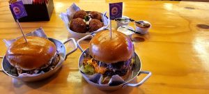 Monster Burguer Motorama