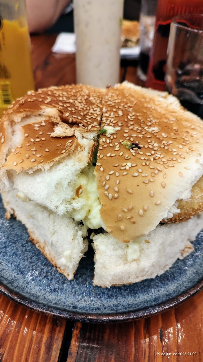 Nardin Burger