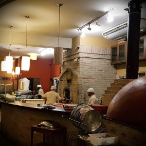 Senhora Pizza Forno a Lenha