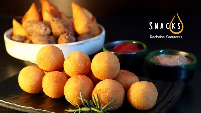 Snacks Salgados de Festa Guarujá – Coxinha Top p/ Lanche