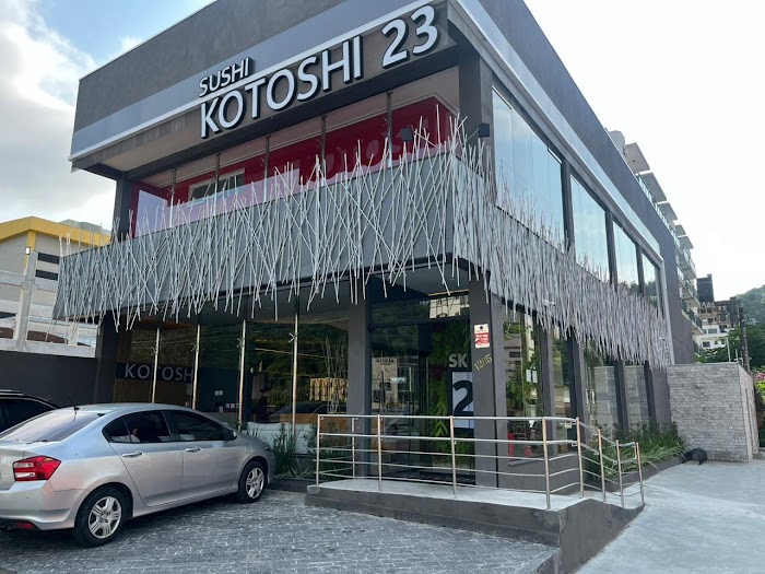 Sushi Kotoshi 23 | Comida Japonesa | Guarujá