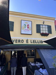 Lellis Trattoria