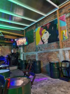 Hot Pub