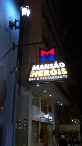 Mansão dos Heróis Bar e Restaurante – Executivos, Hamburgueria, Comida Brasileira e Happy Hour – Flamengo Catete Zona Sul RJ