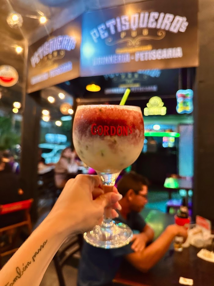 Petisqueiros Pub
