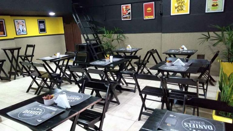 DANIEL’S BURGER