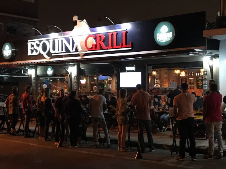 Esquina Grill