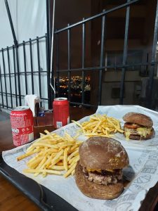 Santa Burger & Beer