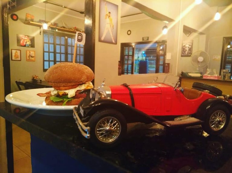 Black House Burger e beer