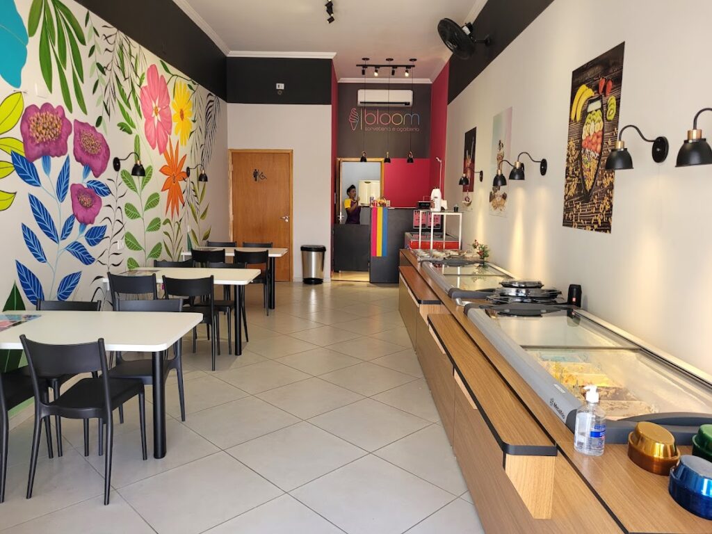 BLOOM SORVETERIA E AÇAITERIA SJC