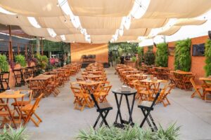 Garden Bar