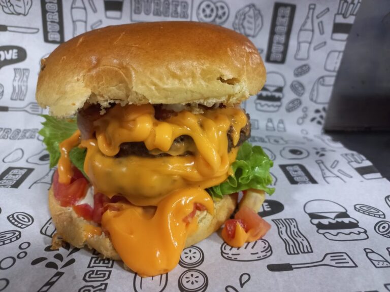 Gi Lanches e macarrão na chapa