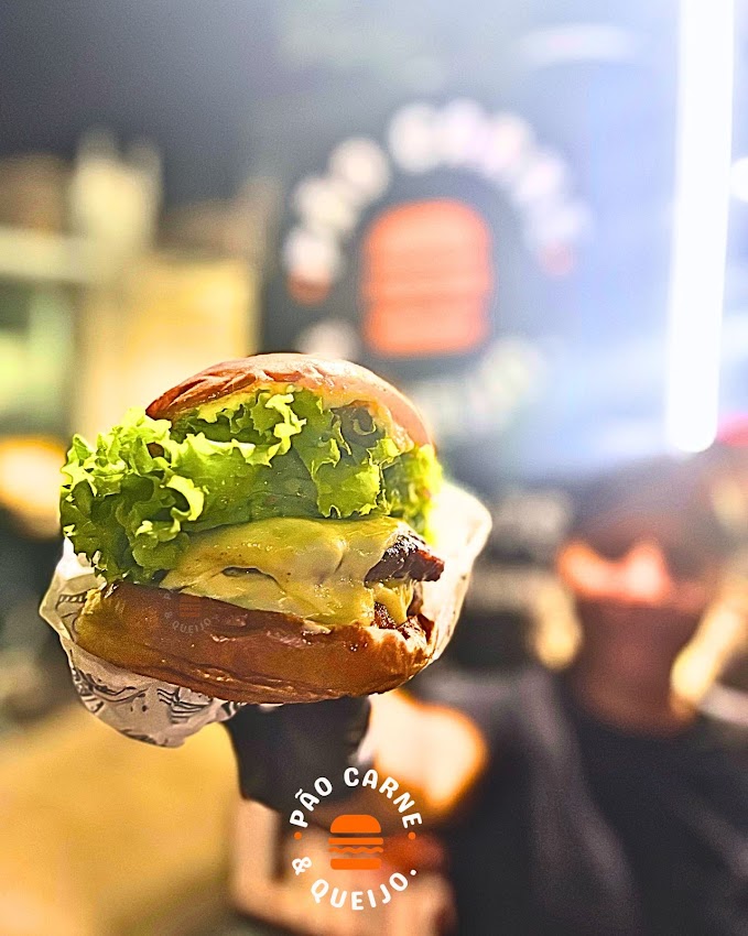 Hamburgueria Pão Carne e Queijo | Lanches Araraquara