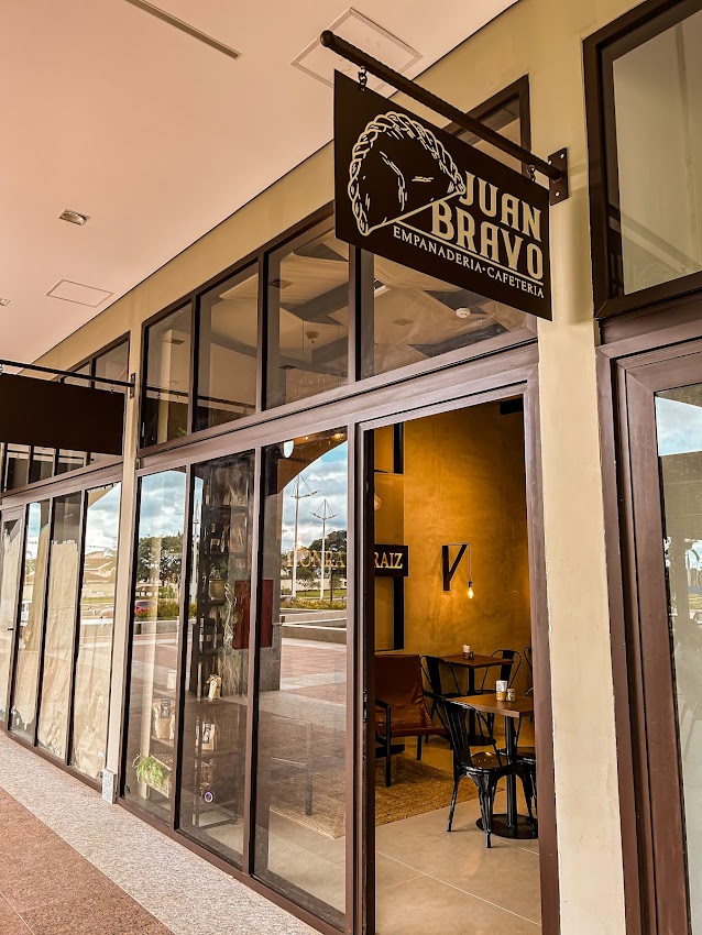 Juan Bravo Hilton