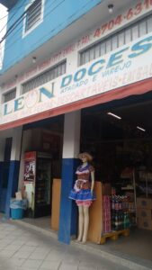 Leon Doces