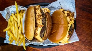 Santo Burguer 013