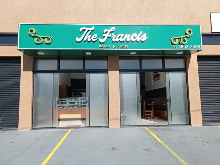 The Francis Bolos e Doces ®
