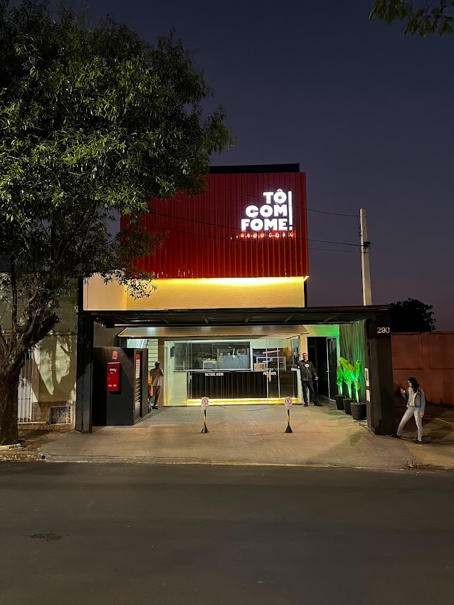 TÔ COM FOME! PIZZAS E ESFIHAS
